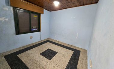 VENTA PH 3 AMB A REFACCIONAR EN VALENTIN ALSINA