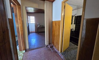 VENTA PH 3 AMB A REFACCIONAR EN VALENTIN ALSINA