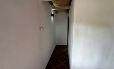 CASA QUINTA CON PILETA Y PARQUE 25 DE MAYO BS AS