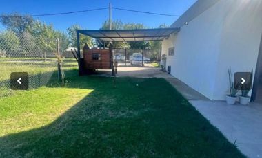 VENTA CASA 2 DORM. CON PILETA Y QUINCHO, IBARLUCEA
