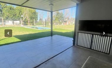 VENTA CASA 2 DORM. CON PILETA Y QUINCHO, IBARLUCEA