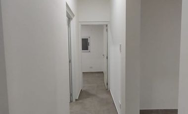 VENTA CASA 2 DORM. CON PILETA Y QUINCHO, IBARLUCEA