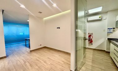 Alquiler de Oficina Comercial 120m² San Isidro