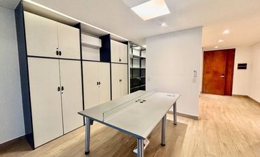 Alquiler de Oficina Comercial 120m² San Isidro