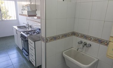 DPTO 2 AMB CON COCHERA Y PILETA DE NATAC, EXC UBIC