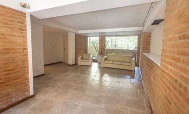 DPTO 2 AMB CON COCHERA Y PILETA DE NATAC, EXC UBIC