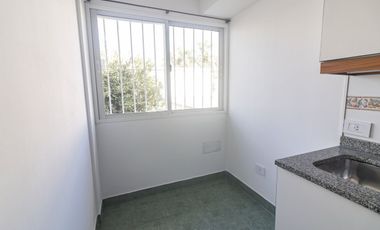 DPTO 2 AMB CON COCHERA Y PILETA DE NATAC, EXC UBIC