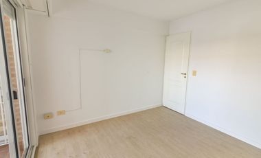 DPTO 2 AMB CON COCHERA Y PILETA DE NATAC, EXC UBIC