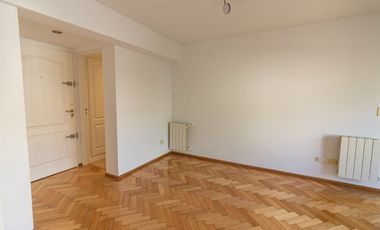 DPTO 2 AMB CON COCHERA Y PILETA DE NATAC, EXC UBIC