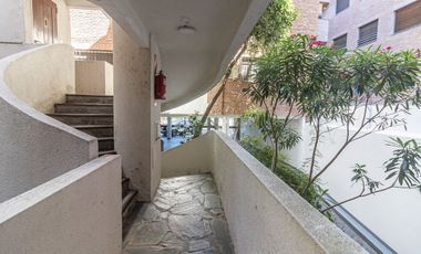 ALQUILER  DPTO 2 AMB C/COCHERA-SAN ISIDRO-IMPECABL