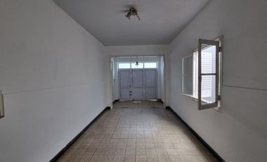 VENTA CASA CON DEPARTAMENTO