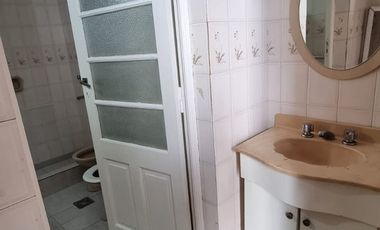 VENTA CASA CON DEPARTAMENTO