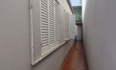VENTA CASA CON DEPARTAMENTO