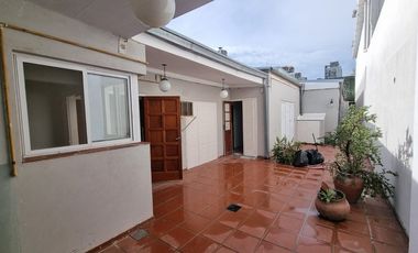 VENTA CASA CON DEPARTAMENTO
