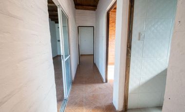 QUINTA A ESTRENAR EN ARROYO LEYES - 3 DORMITORIOS