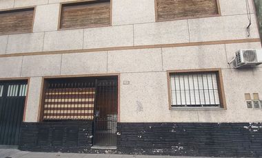 VENTA PH 6 AMBIENTES COCHERA PATIO TERRAZA BLOQUE