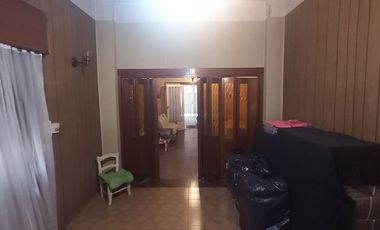 VENTA PH 6 AMBIENTES COCHERA PATIO TERRAZA BLOQUE