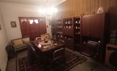 VENTA PH 6 AMBIENTES COCHERA PATIO TERRAZA BLOQUE