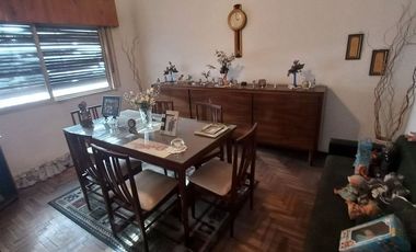 VENTA PH 6 AMBIENTES COCHERA PATIO TERRAZA BLOQUE