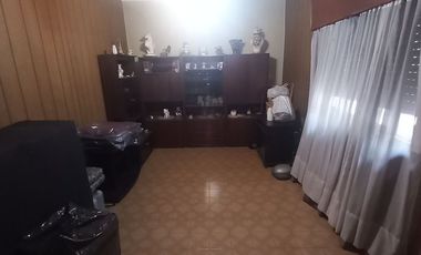 VENTA PH 6 AMBIENTES COCHERA PATIO TERRAZA BLOQUE