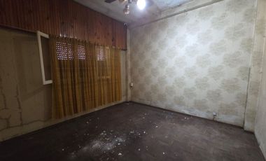VENTA CASA RAMOS MEJIA INVERSOR FLIPPING 10X31MTS