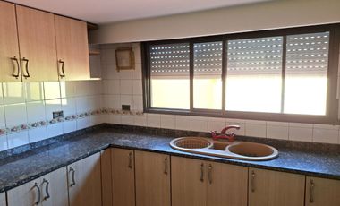 PH 4 AMB VENTA TEMPERLEY PATIO Y BALCON AL FRENTE