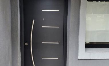 CASA 4 AMBIENTES CON COCHERA EN QUILMES EN VENTA