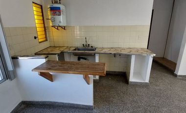 VENTA DE GALPÓN CON 5 DEPTOS DOCK SUD AVELLANEDA