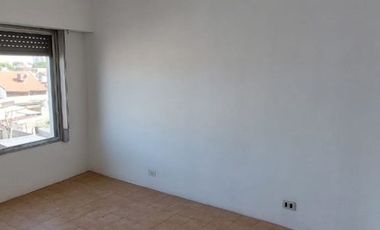 VENTA DE GALPÓN CON 5 DEPTOS DOCK SUD AVELLANEDA