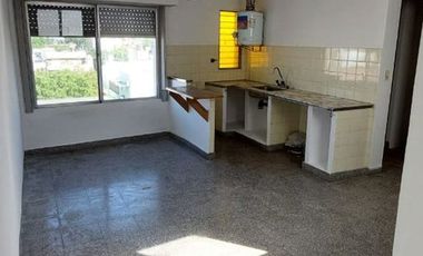 VENTA DE GALPÓN CON 5 DEPTOS DOCK SUD AVELLANEDA