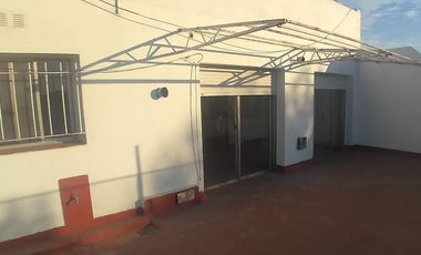 VENTA DE GALPÓN CON 5 DEPTOS DOCK SUD AVELLANEDA