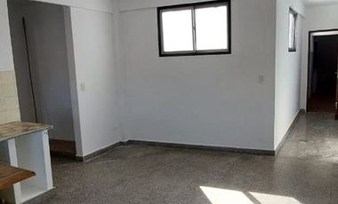 VENTA DE GALPÓN CON 5 DEPTOS DOCK SUD AVELLANEDA