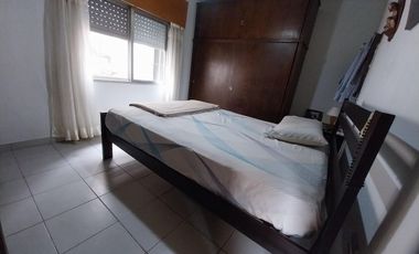 VENTA CASA 4 AMB CON PATIO Y JARDIN - QUILMES ESTE