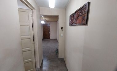 VENTA CASA 4 AMB CON PATIO Y JARDIN - QUILMES ESTE