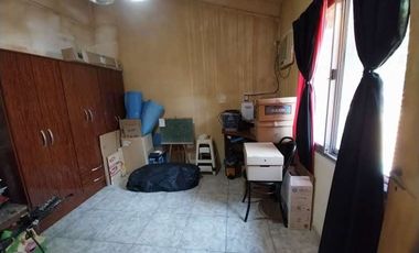 VENTA CASA EN BLOCK CON COCHERA Y QUINCHO, QUILMES