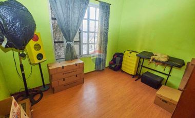 VENTA CASA EN BLOCK CON COCHERA Y QUINCHO, QUILMES