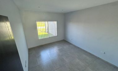 VENTA CASA 2 DORMITORIOS  FINCAS DE IBARLUCEA