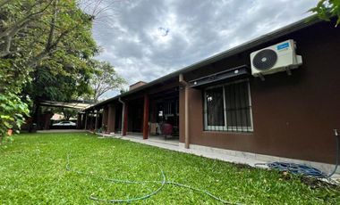 VENTA CASA 2 D + QUINCHO | 569m² | ALTOS DEL SAUCE
