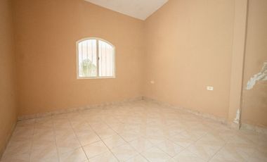 SE VENDE CASA QUINTA 2 DORM Y PILETA EN LAS PALTAS