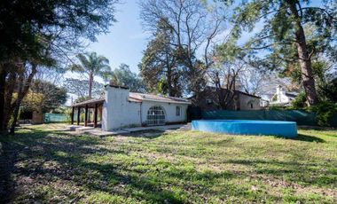 SE VENDE CASA QUINTA 2 DORM Y PILETA EN LAS PALTAS