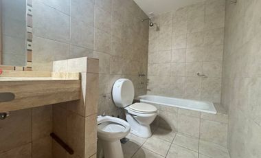 ALQUILER TRIPLEX 3 AMBIENTES COCHERA FLORIDA