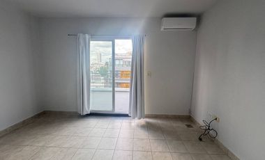 ALQUILER TRIPLEX 3 AMBIENTES COCHERA FLORIDA