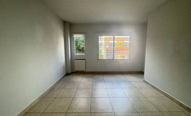 ALQUILER TRIPLEX 3 AMBIENTES COCHERA FLORIDA