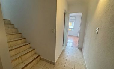 ALQUILER TRIPLEX 3 AMBIENTES COCHERA FLORIDA