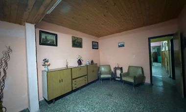 VENTA CASA MULTIFAMILIAR LANUS!