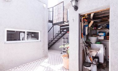 VENTA CASA 4 AMB REFACCIONADA C/TERRAZA BURZACO