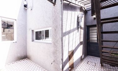VENTA CASA 4 AMB REFACCIONADA C/TERRAZA BURZACO