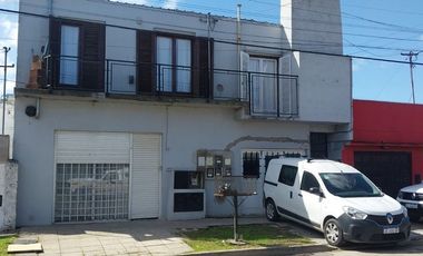 VENTA EN BLOCK 3 PH Y LOCAL BERNARDINO RIVADAVIA