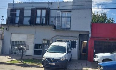 VENTA EN BLOCK 3 PH Y LOCAL BERNARDINO RIVADAVIA