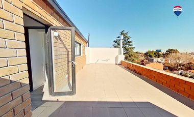 Depto Venta Duplex 3 amb con Terraza coch. V López